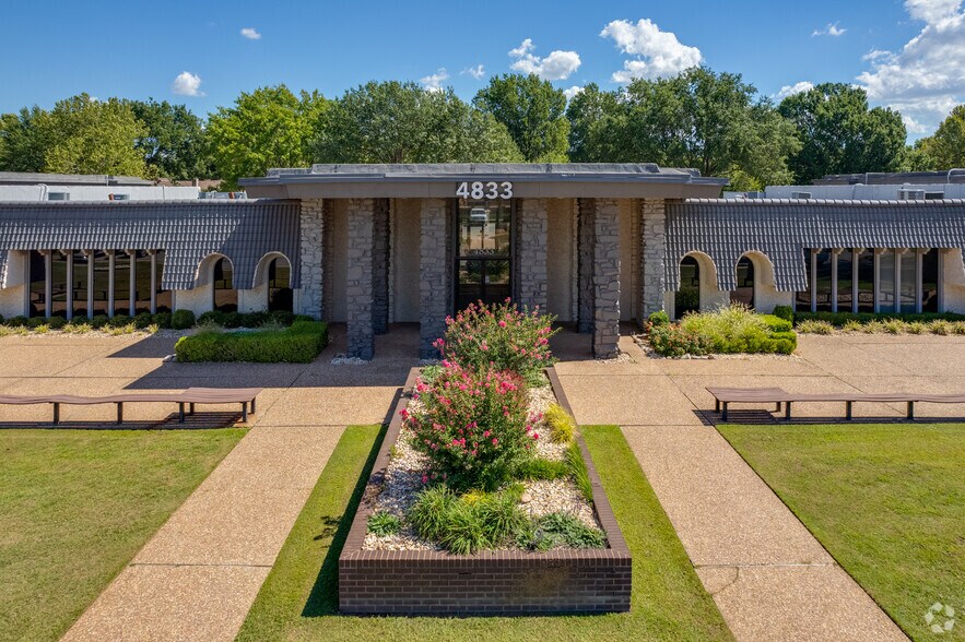 4815-4821 S Sheridan Rd, Tulsa, OK à louer - Photo de l’immeuble – Image 2 sur 2