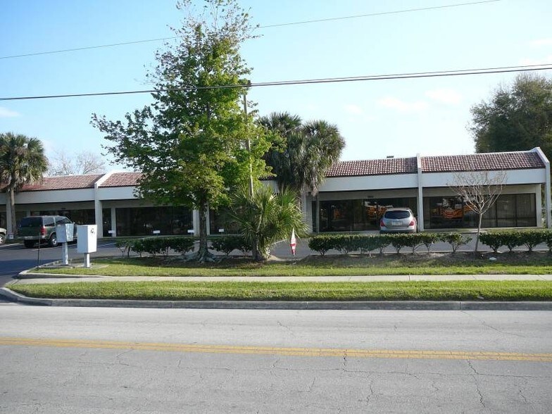 6808-6832 Hanging Moss Rd, Orlando, FL à louer - Photo de l’immeuble – Image 3 sur 26