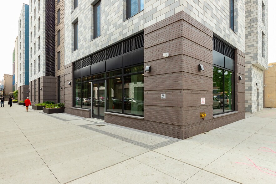 196 Livonia Ave, Brooklyn, NY à louer - Photo de l’immeuble – Image 3 sur 8