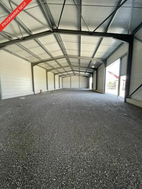 Plus de détails pour Industriel/Logistique à louer