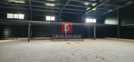 Industriel/Logistique dans Carpentras à vendre Photo intérieure– Image 2 sur 3
