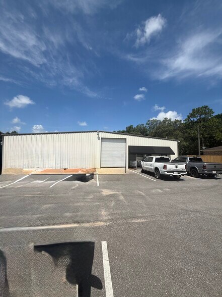 2540 Leroy Stevens Rd, Mobile, AL à louer - Photo intérieure – Image 2 sur 5