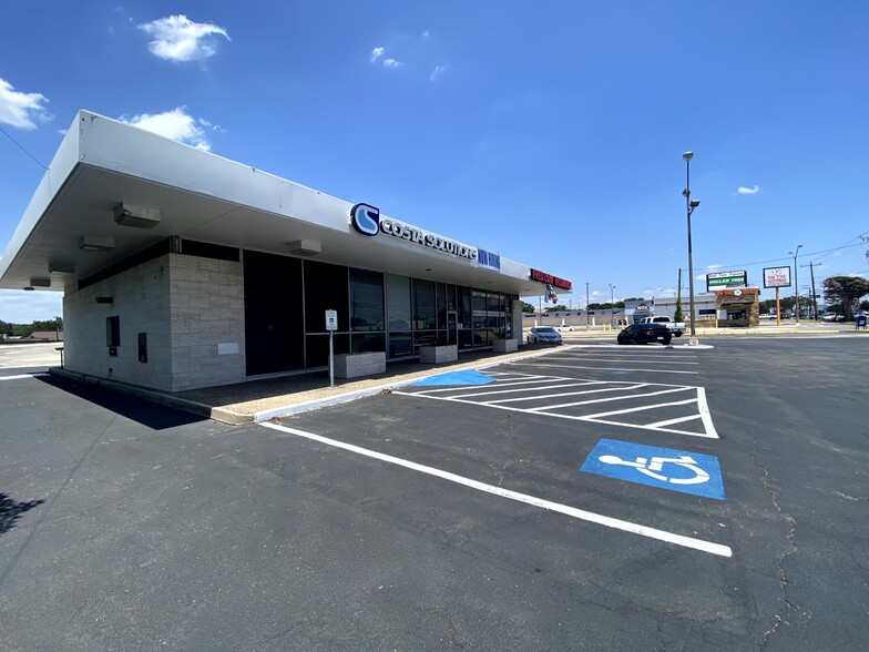 5401 Walzem Rd, San Antonio, TX à louer - Photo de l’immeuble – Image 2 sur 7
