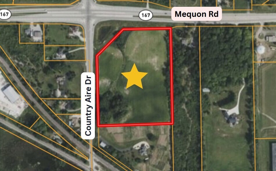 Country Aire Dr, Germantown, WI à vendre - Photo de l’immeuble – Image 1 sur 3