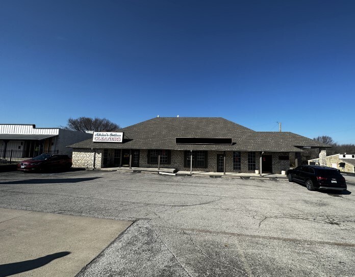 621 N FM 1187, Aledo, TX à louer - Photo de l’immeuble – Image 2 sur 34