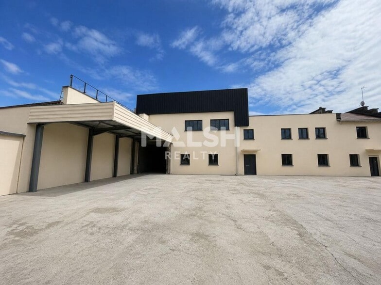 Avenue Paul Krüger, Villeurbanne à louer - Photo de l’immeuble – Image 1 sur 7