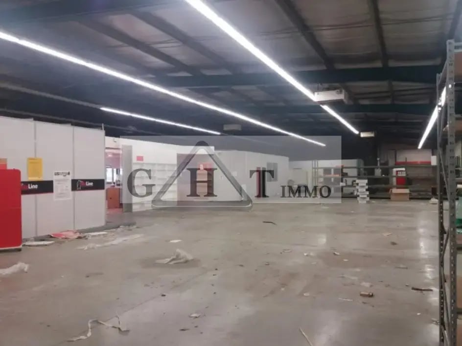 Industriel/Logistique dans Montgeron à vendre Photo intérieure– Image 1 sur 6
