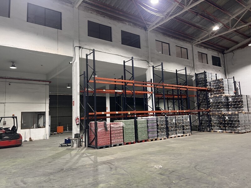 Industriel/Logistique dans Sant Boi de Llobregat, Barcelona à louer Photo intérieure– Image 1 sur 7