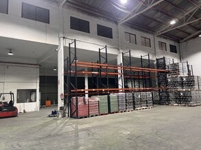Industriel/Logistique dans Sant Boi de Llobregat, Barcelona à louer Photo intérieure– Image 1 sur 7