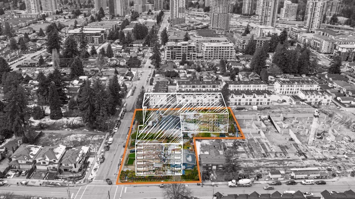 721-739 Smith Av, Coquitlam, BC à vendre Photo de l’immeuble– Image 1 sur 2