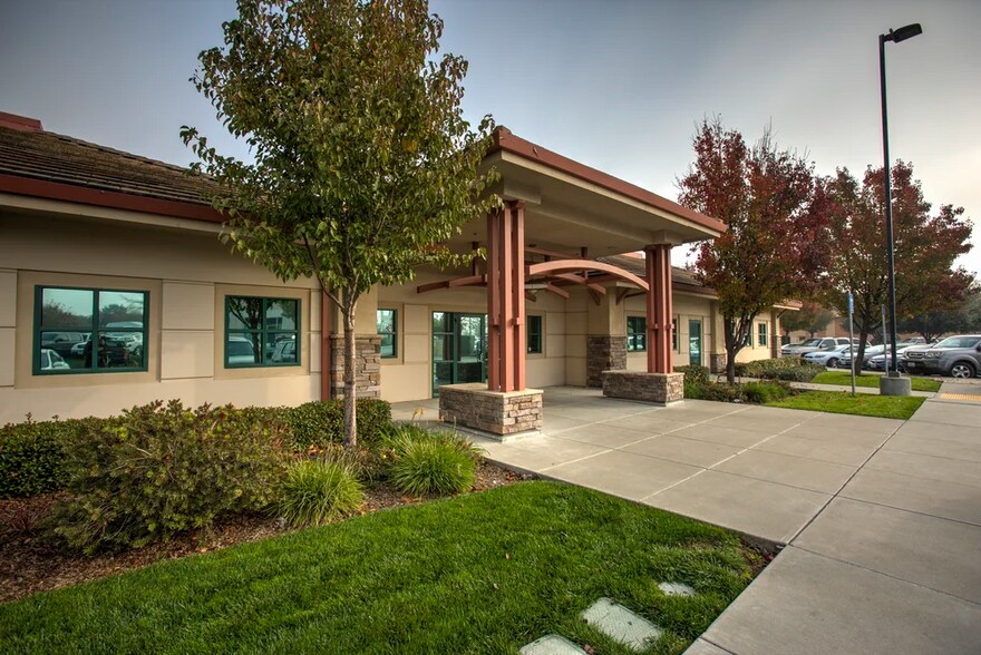 2075 Arena Blvd, Sacramento, CA à vendre - Photo de l’immeuble – Image 3 sur 12
