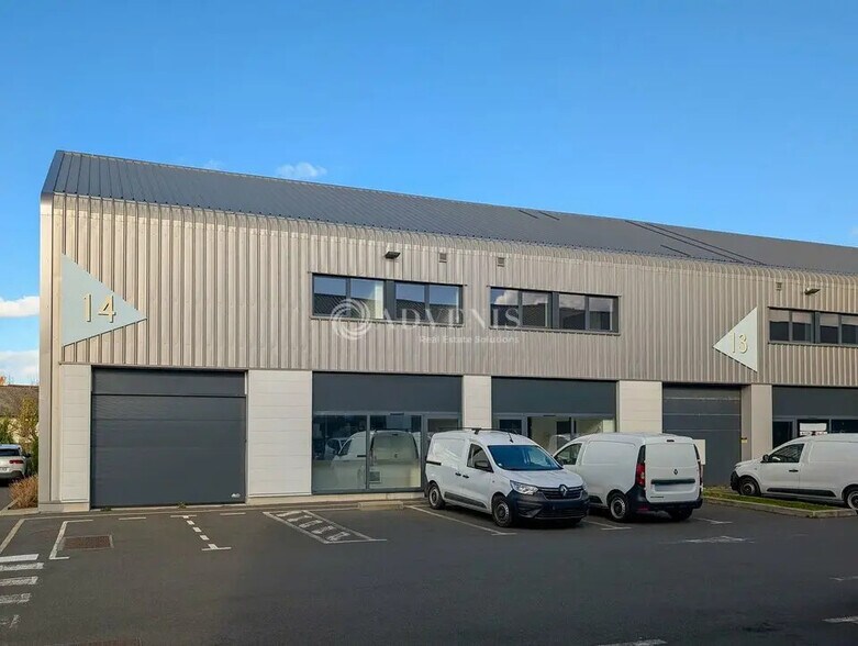 Bureau dans Saint-Malo à louer - Photo de l’immeuble – Image 2 sur 3