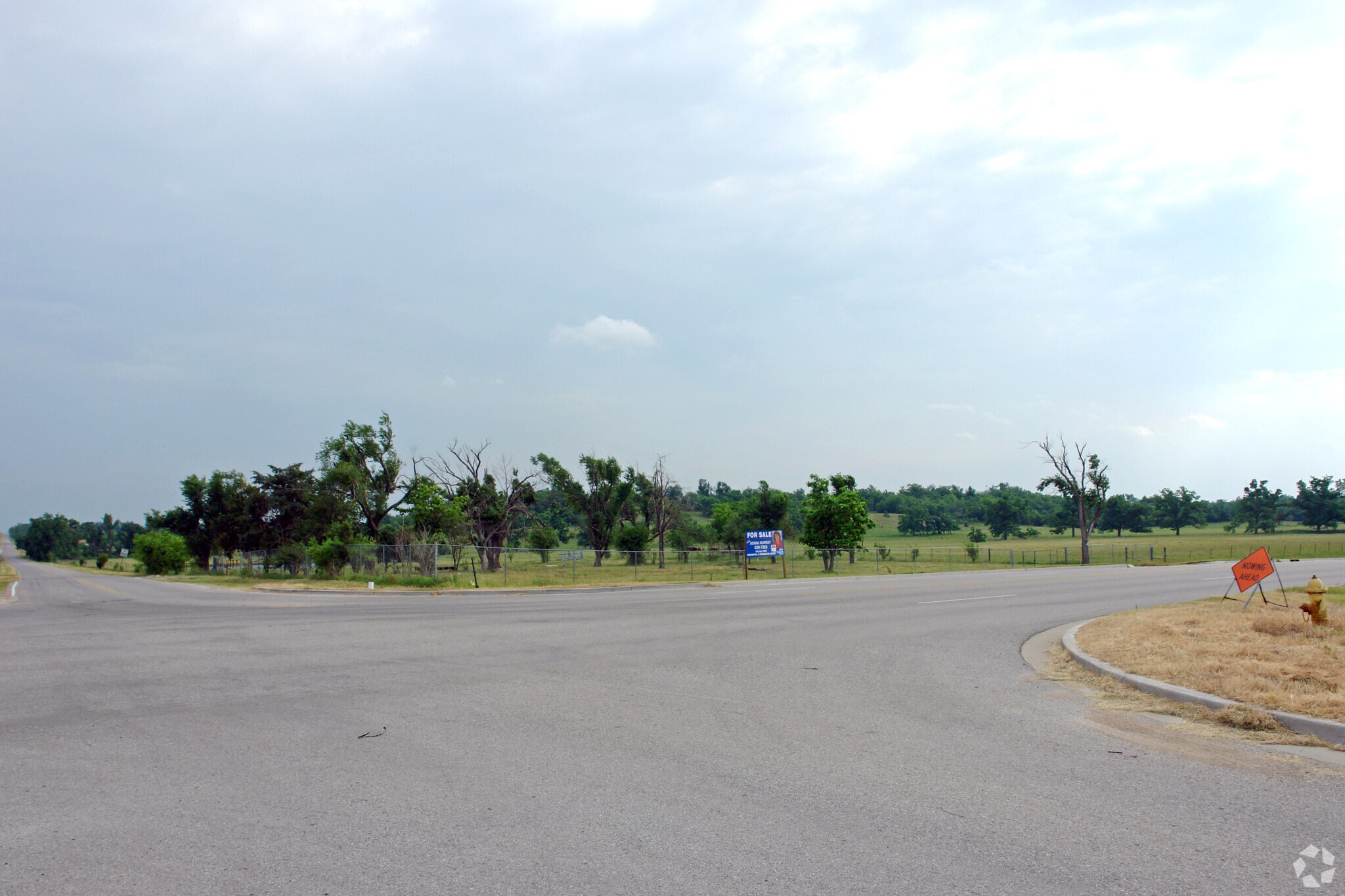 NEC 76th St N & N Memorial Dr, Owasso, OK à vendre Photo principale– Image 1 sur 14