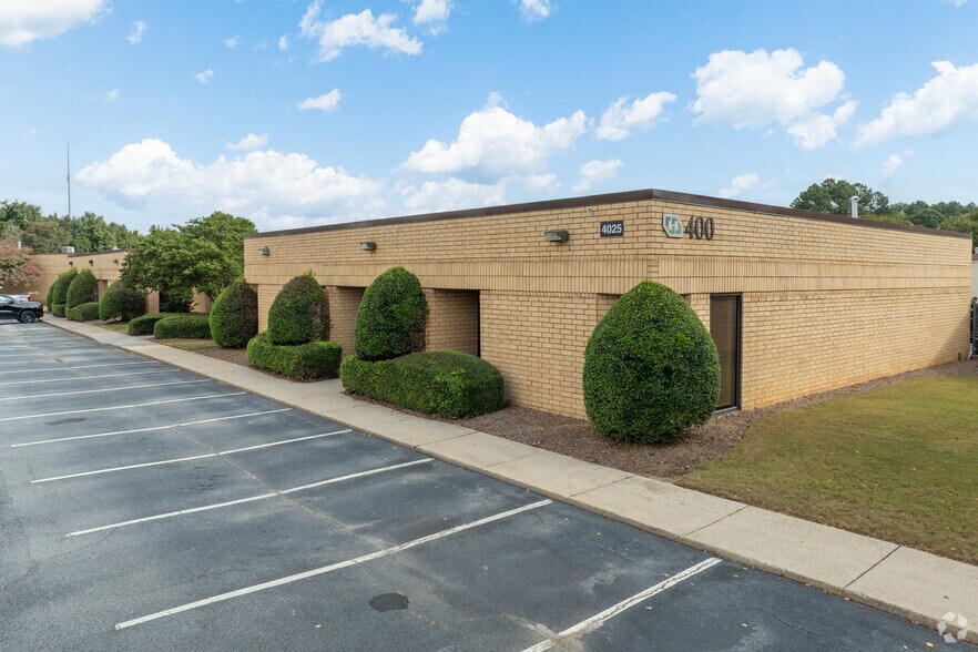 4025 Pleasantdale Rd, Doraville, GA à louer - Photo de l’immeuble – Image 2 sur 6