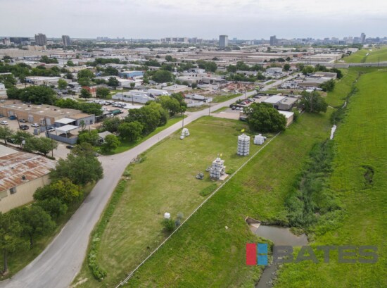 3534-3544 Doug Dr, Dallas, TX à vendre - Photo de l’immeuble – Image 1 sur 8