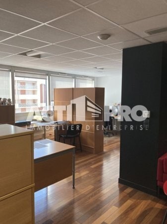 Bureau dans Perpignan à vendre - Photo intérieure – Image 2 sur 4