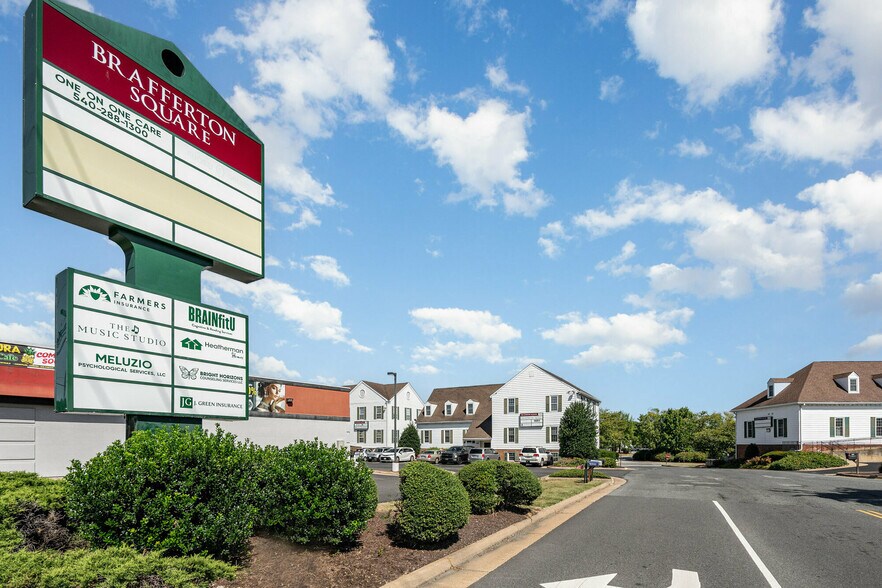 300 Garrisonville Rd, Stafford, VA à louer - Photo de l’immeuble – Image 3 sur 4