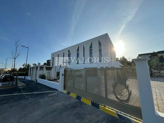 Plus de détails pour Bureau à louer