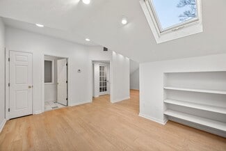 Plus de détails pour 993 Chestnut St, Newton, MA - Bureau/Local commercial à louer