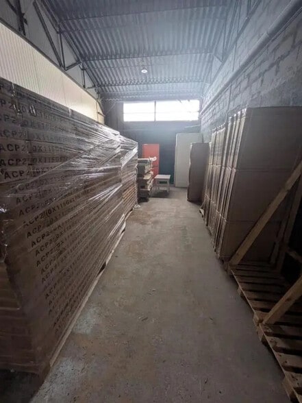 Local commercial dans Bègles à louer - Photo intérieure – Image 2 sur 4