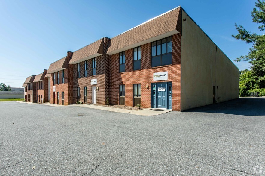 5714 Industry Ln, Frederick, MD à louer - Photo de l’immeuble – Image 2 sur 2