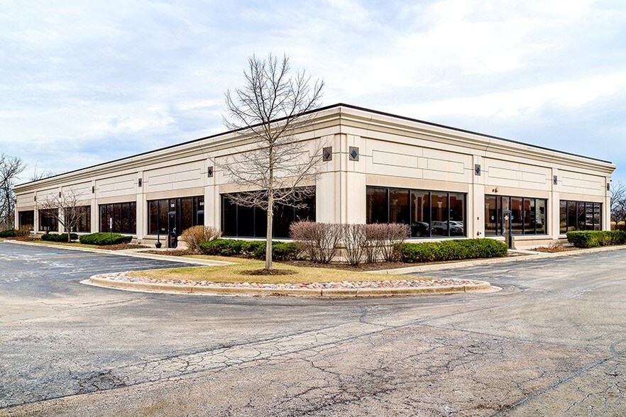 2150 Point Blvd, Elgin, IL à louer - Photo principale – Image 1 sur 4