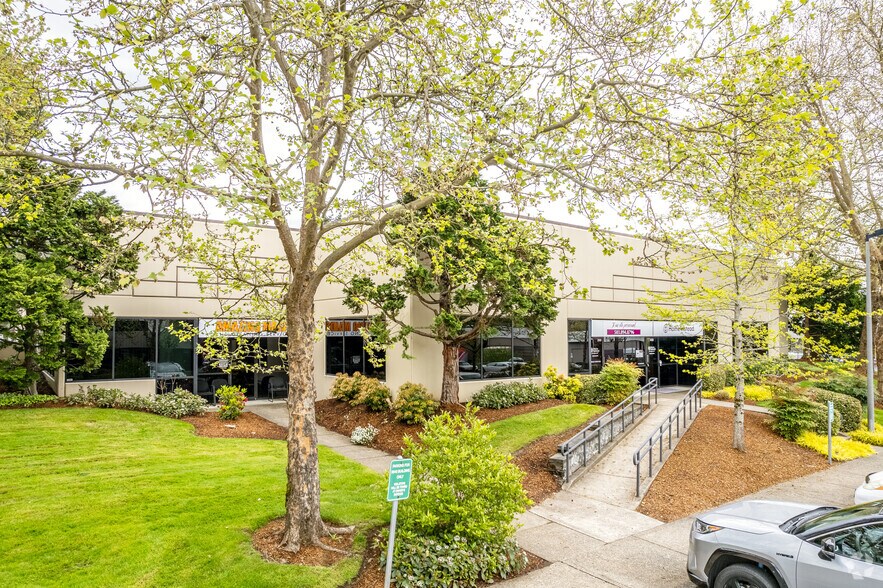 9640 SW Sunshine Ct, Beaverton, OR à louer - Photo de l’immeuble – Image 3 sur 5
