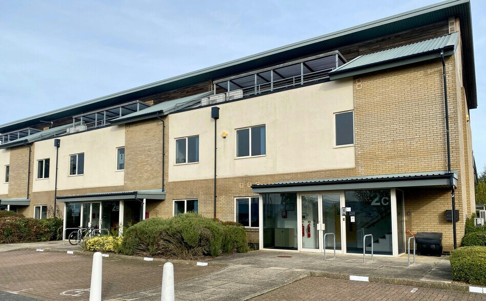 2C Washingley Rd, Huntingdon à louer - Photo de l’immeuble – Image 2 sur 19