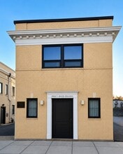 1214 Castleton Ave, Staten Island, NY à louer Photo de l’immeuble– Image 1 sur 5
