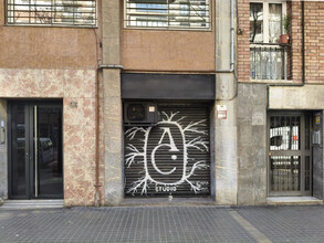 Avinguda De Madrid, 96, Barcelone, Barcelona à louer Plan d’étage– Image 1 sur 18