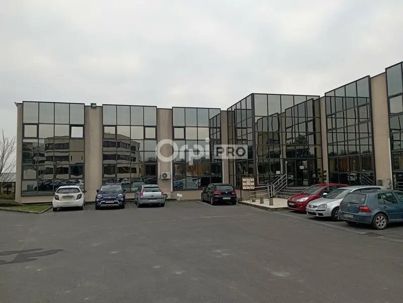 Bureau dans Reims à louer Photo de l’immeuble– Image 1 sur 9
