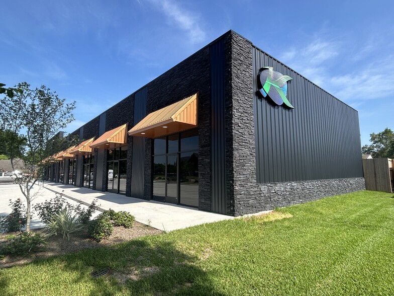 7090 Phelan Blvd, Beaumont, TX à louer - Photo de l’immeuble – Image 3 sur 3