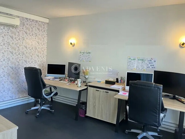 Plus de détails pour Bureau à louer