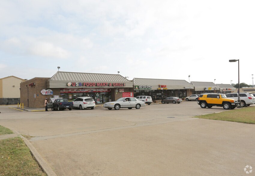 9074-9098 W Camp Bowie West Blvd, Fort Worth, TX à louer - Photo de l’immeuble – Image 1 sur 8