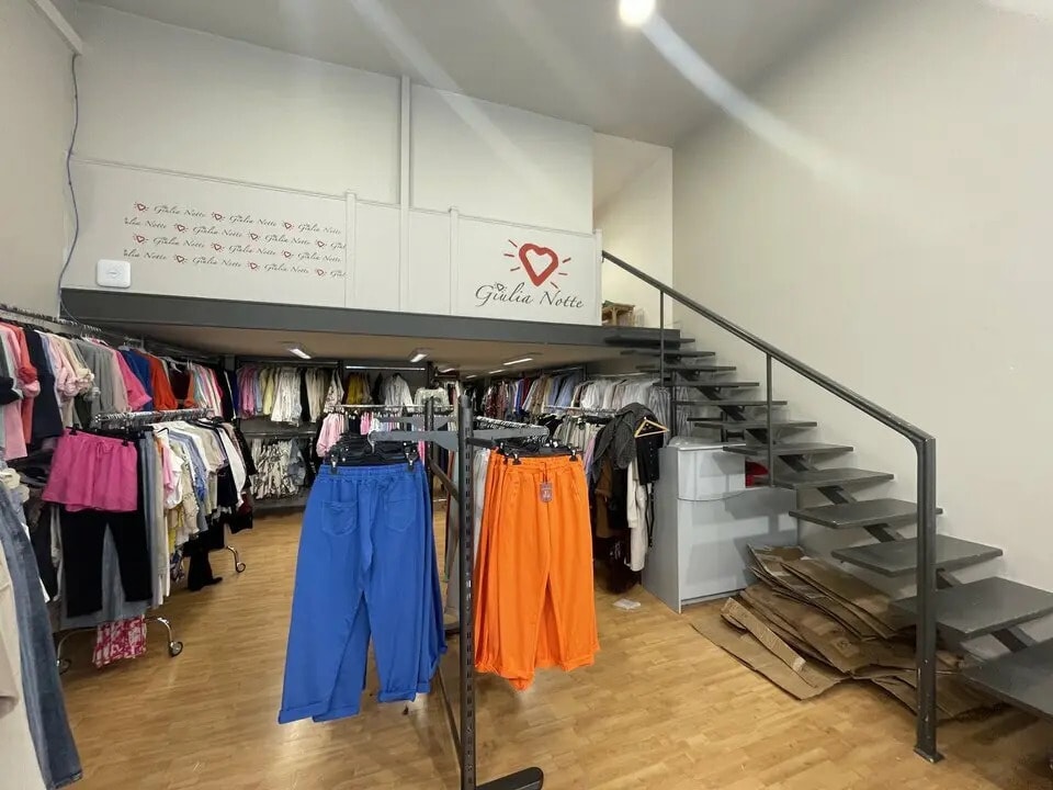 Local commercial dans Lyon à louer Photo de l’immeuble– Image 1 sur 2