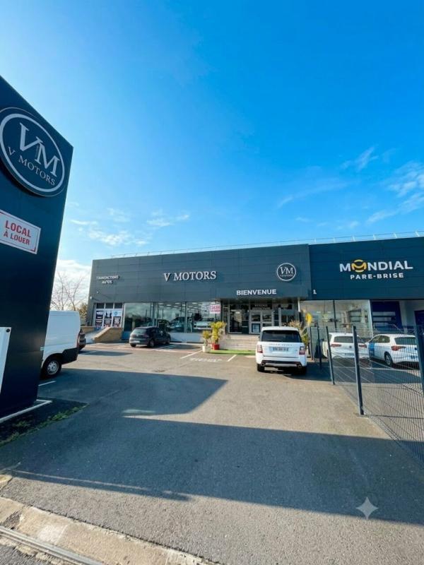 Plus de détails pour Local commercial à vendre