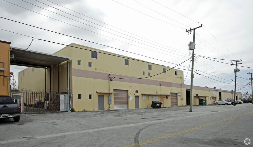 450 W 28th St, Hialeah, FL à louer - Photo principale – Image 1 sur 16