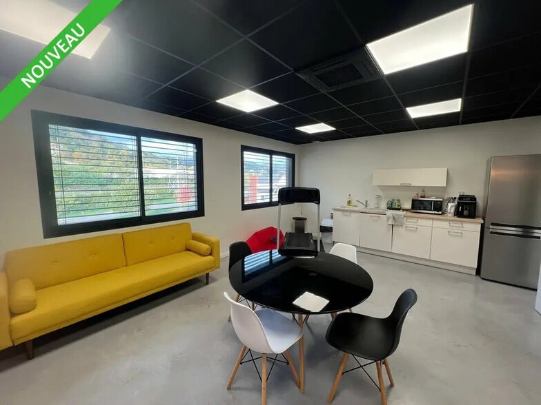 Bureau dans Valence à vendre - Photo de l’immeuble – Image 1 sur 11