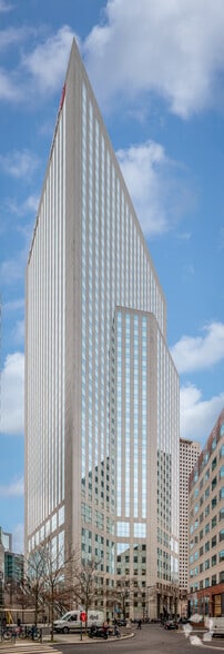 9-11 Allée De L'Arche, Courbevoie à louer - Photo de l’immeuble – Image 2 sur 4