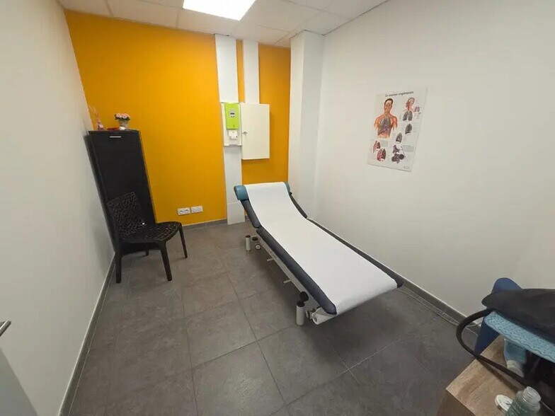 Local d'activités dans Alès à vendre - Photo intérieure – Image 3 sur 17