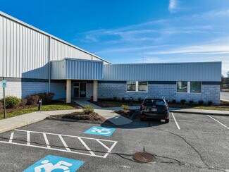 Plus de détails pour 50 Independence Dr, Ayer, MA - Industriel/Logistique à louer