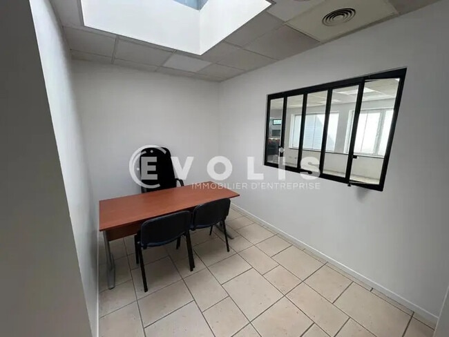 Plus de détails pour Bureau à louer