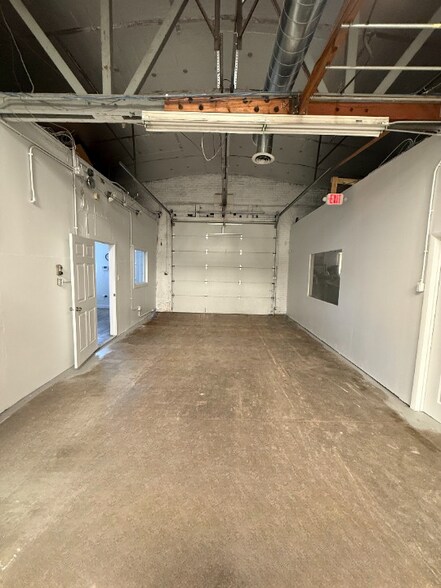 4234 N Pulaski Rd, Chicago, IL à louer - Photo intérieure – Image 3 sur 6