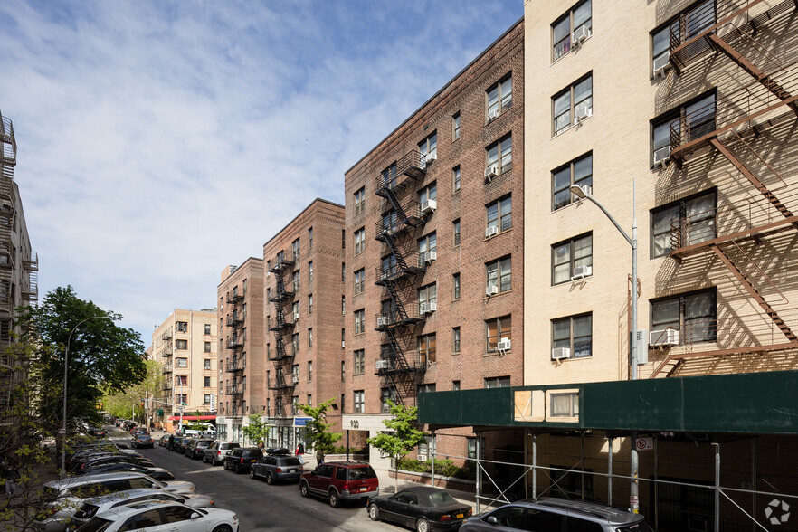 930 Sheridan Ave, Bronx, NY à louer - Photo de l’immeuble – Image 3 sur 8