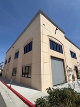 1611 W San Bernardino Rd, West Covina, CA à louer Photo intérieure– Image 1 sur 8