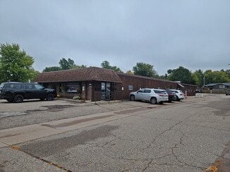 Plus de détails pour 1905 S Central Ave, Marshfield, WI - Bureau à louer