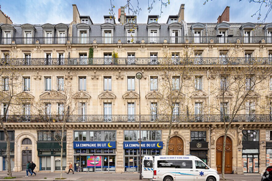 Bureau dans Paris à louer - Photo principale – Image 1 sur 4