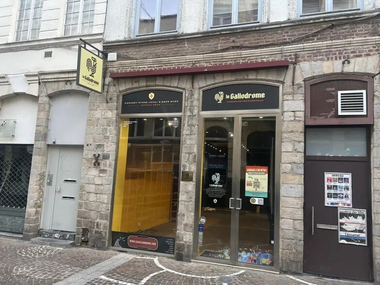 17 Rue De La Vieille Comédie, Lille à louer - Photo de l’immeuble – Image 3 sur 7