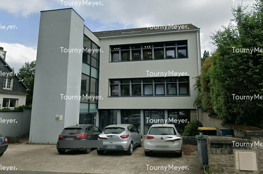 Bureau dans Ploërmel à louer - Photo de l’immeuble – Image 1 sur 1