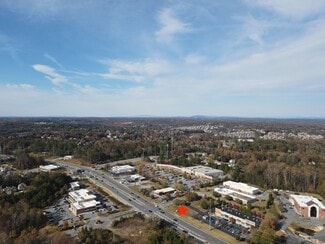 Plus de détails pour 7804 McGinnis Ferry Road, Suwanee, GA - Local commercial à louer